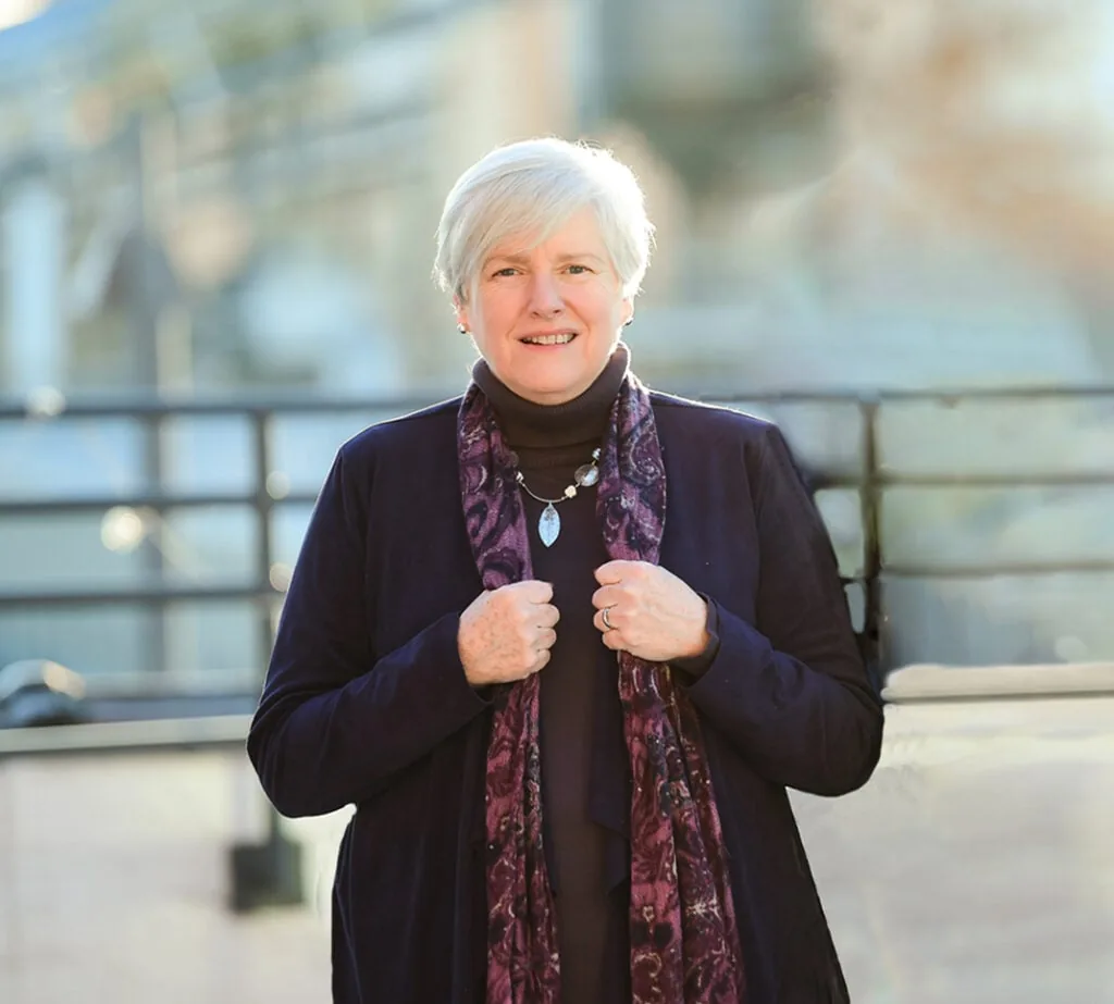 Kathy McMahon, pictured on the Couples Therapy Inc. team page