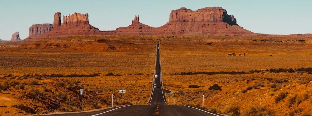 Desert rock formations in Monument Valley